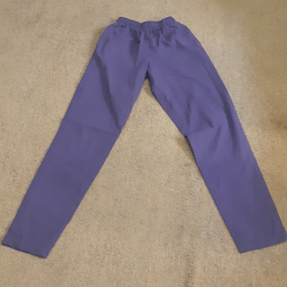 Scrub outfit - Picture 4 of 5